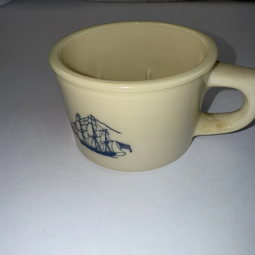 VTG  Shaving Mug Old Spice  3.2 oz Shulton Grand Turk‎ Recovery Ships D handle